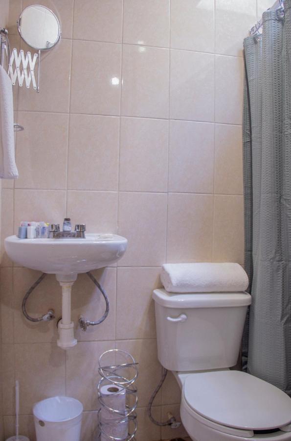 메리다 Casa 3 Torres En El Barrio Santiago, Centro. 빌라 외부 사진